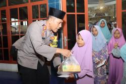 Keluarga Besar Polres Pematangsiantar Gelar Buka Puasa Bersama Anak Yatim