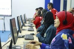 Laboratorium Bahasa Fakultas Sastra Unitomo Sudah Upgrade, Ini Harapan Rektor Siti Marwiyah