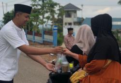 Rutan SoE Bagikan Takjil Gratis di Bulan Ramadan untuk Masyarakat