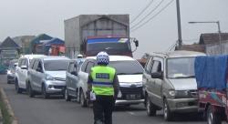 Jam Pulang Kerja dan Buka Puasa, Jalan Raya Nasional Jombang Macet Total