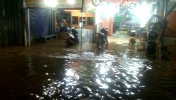 Banjir Kiriman Genangi Depok, DPUPR Ungkap Penyebab dan Upaya Penanganan