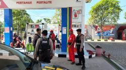 Polres Nganjuk Perketat Patroli di SPBU guna Antisipasi Kelangkaan, Kecurangan dalam Pelayanan BBM