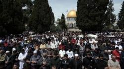 Karena Dibatasi Israel, Hanya 125.000 Muslim Palestina di Perbolehkan Salat Jumat di Masjid Al Aqsa