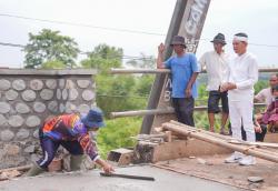 Diwarnai Aksi Premanisme, KDM Targetkan Pembangunan Jembatan Cihambulu Selesai Sebelum Lebaran