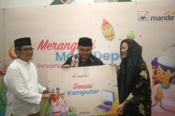 AXA Mandiri Sumbangkan Sarana Pendidikan dan Literasi Keuangan ke Pondok Pesantren Al-Washiyyah