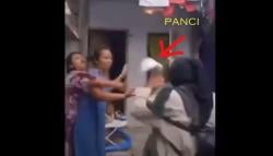 Viral Emak-emak Berkelahi Gegara Urusan Utang, Panci Ikut Melayang
