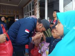 Bentuk Wujud Nyata Untuk Masyarakat, DPD G APKM Probolinggo Santuni Ratusan Anak Yatim