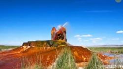 Keajaiban Alam Fly Geyser: Destinasi Wisata Unik di Tengah Gurun Nevada