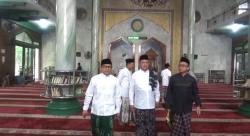 Cak Imin Rayakan Idul Fitri di Kampung Halaman, Terlihat Suasana Haru Saat Saling Memaafkan