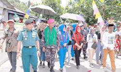 Lantamal IX Gelar Lomba Perahu Belang di Negeri Tengah Tengah Maluku Tengah