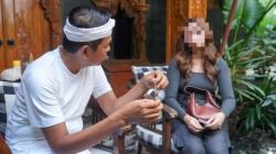 Viral Kisah Pengantin Perempuan Ini Diberi Mahar Emas Palsu Seberat 10 Gram