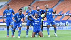 Persib Selangkah Menuju Juara, Pelatih Madura United Yakin Tak Ada yang Mustahil