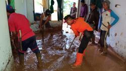 Rumah Warga di Sukahurip Cihaurbeuti Ciamis Tertimpa Longsor, Korban Kini Mengungsi