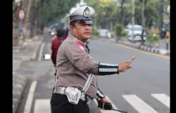 Pak Theo, Polisi Gresik yang Menginspirasi dan Humoris, Ini Kata-Kata Motivasi yang Selalu Diingat