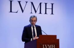 KISAH SUKSES : Bernard Arnault, Bos LVMH Hartanya Naik jadi Rp357 Triliun