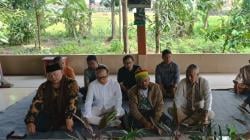 Viman Alfarizi Keliling Ziarah ke Makam Pendiri Mayasari dan Ulama Pendiri Pesantren di Tasikmalaya