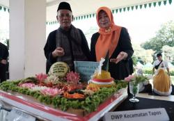 Tumpeng dari Kecamatan Tapos Turut Memeriahkan HUT ke 25 Kota Depok