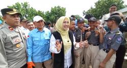 Menyoal Tumpukan Sampah di Pantai Teluk Labuan, Ini Kata Ketua DPRD Pandeglang