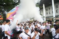 Rayakan HUT Ke-18, ICM Gelar Colour Run di TMII untuk Kampanyekan Pentingnya Hidup Sehat