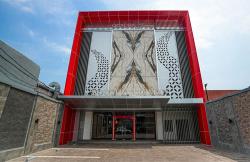 Hadir di Jogja, House of Roman Pusatnya Granit dan Keramik Mewah