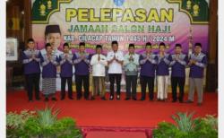 Pj Bupati Cilacap Lepas 1315 Calon Jamaah Haji, Ingatkan Untuk Jaga Kekompakan dan Kebersamaan