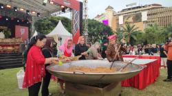 Semarak Hari Jadi Kota Semarang, Mbak Ita Masak Besar 477 Porsi Nasi Goreng Semarangan