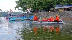 Peringati HKB 2024, BPBD Kota Tasikmalaya Simulasikan Penanganan Korban Bencana di Situ Gede