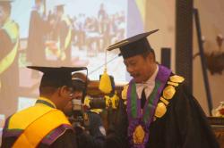 Wisuda UNISRI Periode Pertama 2024 Hadirkan Suasana Berbeda