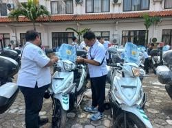 Dinkes Grobogan Serahkan 51 Ambulans Motor, Maksimalkan Layani Masyarakat