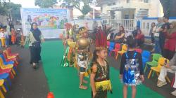 Promosikan Sekolah, TK Kemala Bhayangkari 24 Gelar Fashion Show di Area Taman Kota Tasikmalaya