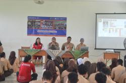 Cegah Aksi Bullying, Polsek Cikarang Barat Gelar Police Goes To School di SMKN 3