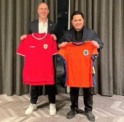 Erick Thohir bertemu Sekjen Federasi Sepak Bola Belanda