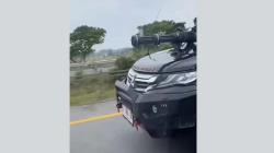 Viral! Mobil Pajero Pasang Aksesoris Senapan Mesin dan Strobo, Polda Banten Langsung Tilang Pemilik