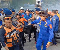 Pelajar SMKN 1 Purwakarta yang Tenggalam di Waduk Jatiluhur Ditemukan Tewas, Kakak Korban Histeris