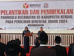 Bawaslu Kendal Lantik 60 Pengawas Kecamatan