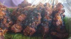 Sate Komo Perpaduan Unik Sop dan Sate Jumbo di Sidoarjo Tawarkan Sensasi Beda