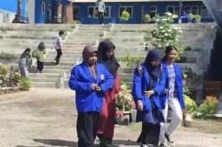 Luar Biasa Universitas Muhammadiyah Maumere Izinkan Mahasiswa NTT Bayar UKT Pakai Kelapa dan Pisang