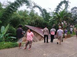 Tanah Bergeser Sebabkan Satu Unit Rumah Warga di Sumarorong Rusak