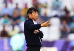 Kemenangan Timnas Indonesia atas Bahrain Dirampok Wasit: Shin Tae-yong Murka, Netizen Geram