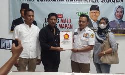 Mantan Kades Sambirejo Prihandoko Mendaftar Bakal Calon Bupati Sragen Lewat Partai Gerindra