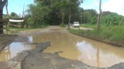 Kerusakan Jalan Haluoleo Poros Nanga-Nanga Akses Menuju Wisata Kebun Raya Kendari Makin Parah