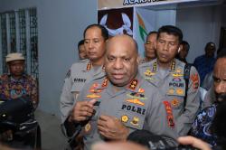 Buntut Anggota Bawa Kabur 4 Pucuk Senapan Serbu Kapolda Papua Copot Jabatan Kapolres Yalimo