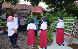 Presiden Jokowi Inspeksi Kegiatan Pengukuran dan Intervensi Serentak Cegah Stunting di Kota Bogor