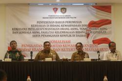 Kesbangpol Kota Ambon Sosialisasikan Penguatan Kewaspadaan dan Deteksi Dini Kamtibmas