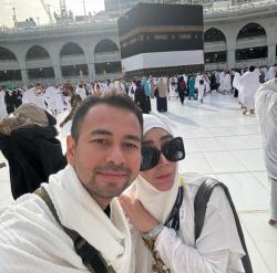 Raffi Ahmad Didatangi Polisi di Makkah, Sempat Dikira Calo Hajar Aswad