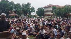 Gelar Salat Idul Adha Hari Ini, Gedung Dewan Dakwah Tambun Dipadati Ratusan Jemaah