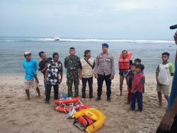 Kapal Tanpa Awak Terdampar di Pantai Panyaungan Cihara, Diduga Membawa 9 WNA