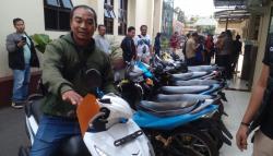 Sempat Hilang Digondol Maling, Tukang Cilok dari Panjalu Ciamis Senang Honda Beat-nya Bisa Kembali