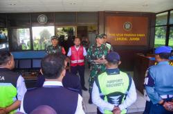 Tingkatkan Keamanan, Satgaspam Lanudal Juanda Sweeping Ramp Check Pas Bandara