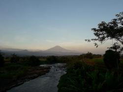 Masya Allah! Berikut 5 Potret Cantik Pemandangan Sempurna Gunung Slamet Saat Terbit Matahari